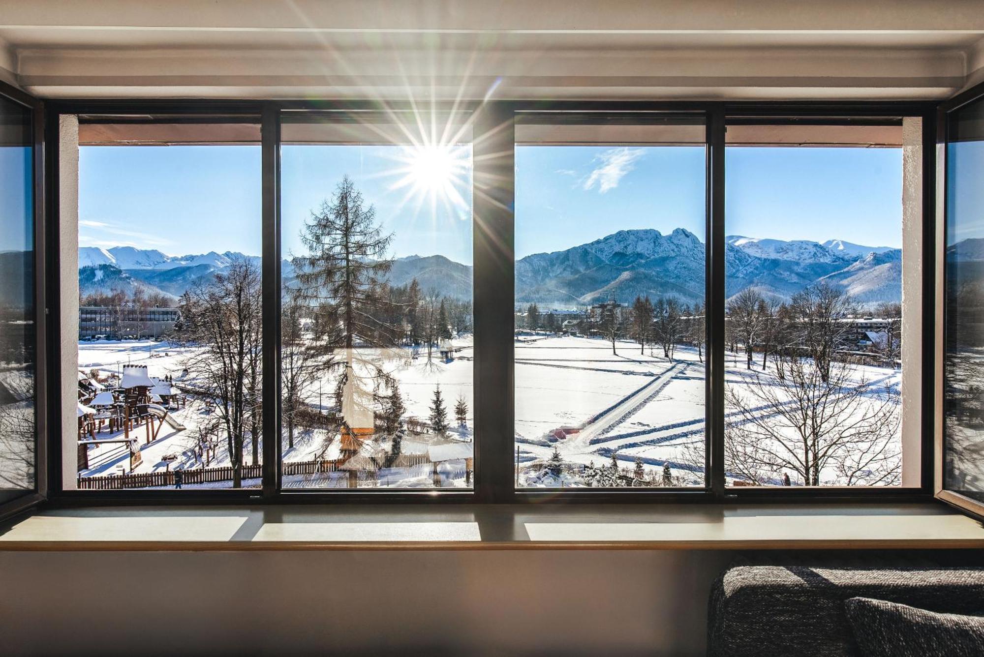 Hotel Helios Nowy Basen ! Zakopane, Centrum - Tylko 300M Od Krupowek ! — Zdjęcia 3